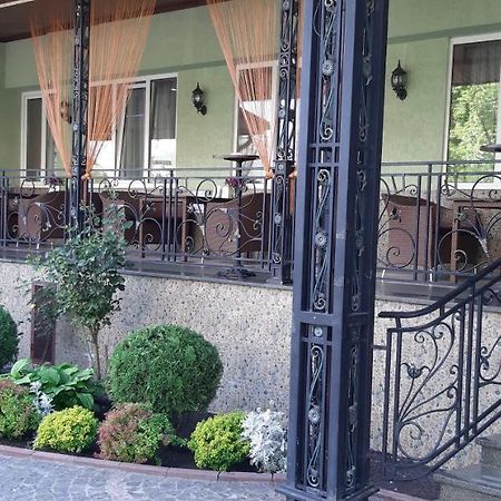 Ідилія Lviv Exterior foto